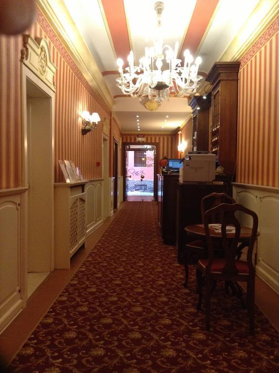 อิล กานาเล โฮเต็ล Hotel โบโลญญา ภายนอก รูปภาพ